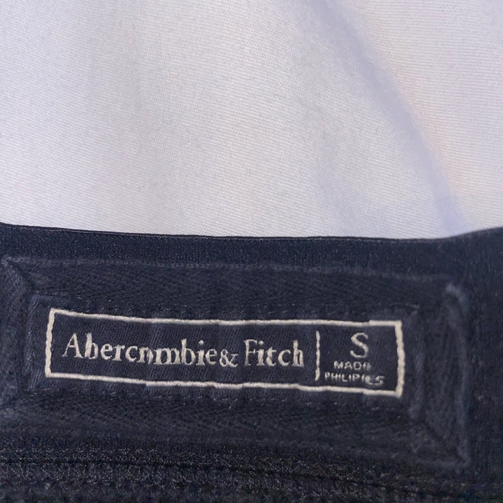 ABERCROMIE SOFT SHORTS - Picture 2 of 2